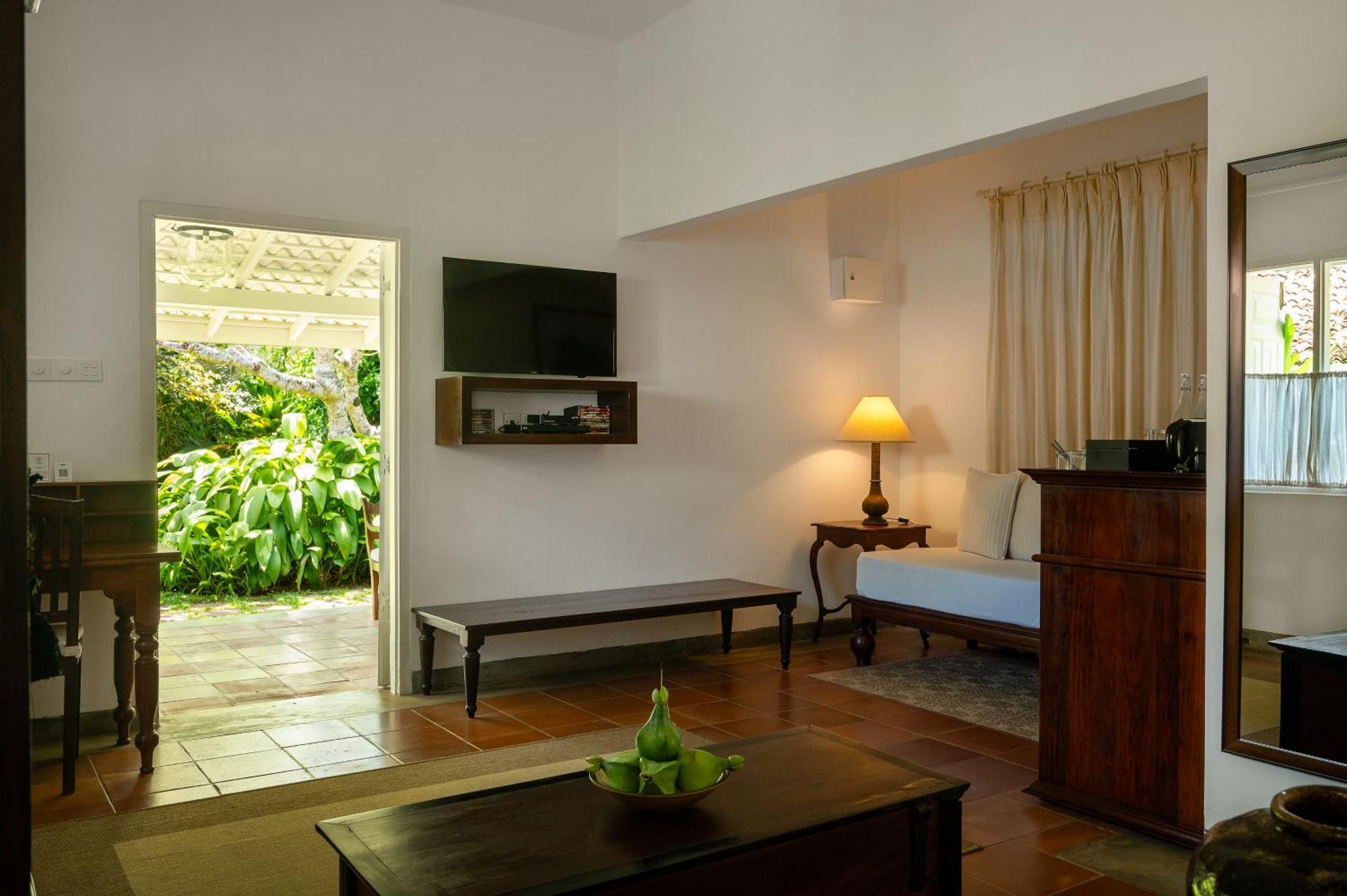 Nyne Hotels Rock Villa, Бентота Екстериор снимка
